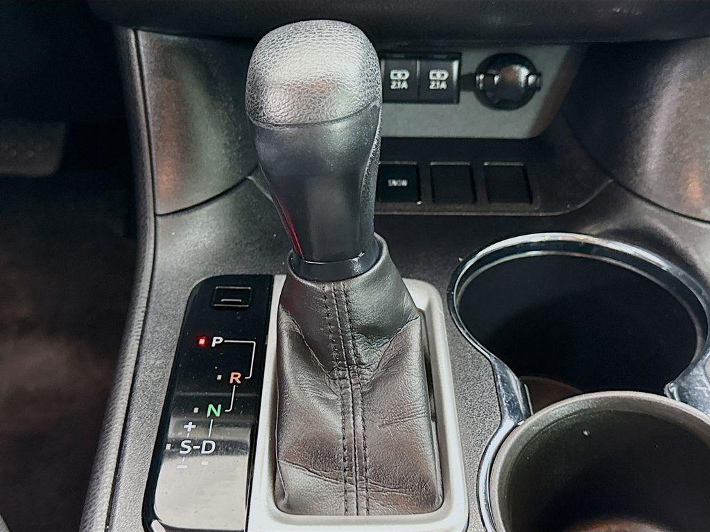 used 2017 Toyota Highlander car, priced at $21,168