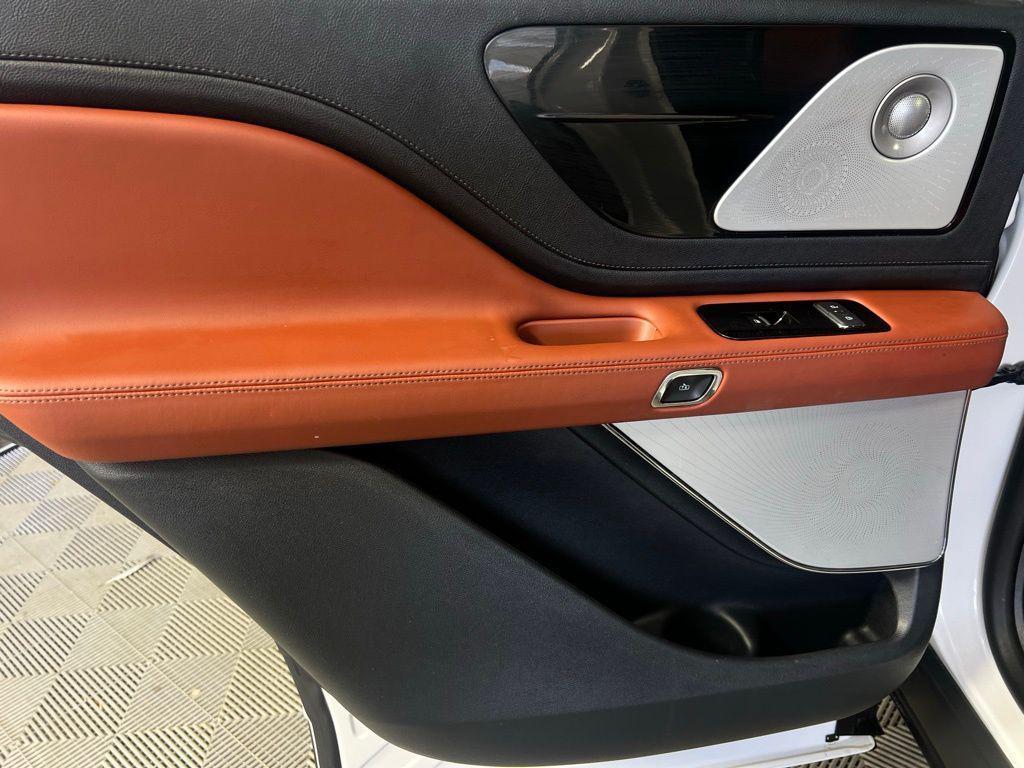 used 2025 Lincoln Aviator car, priced at $64,000