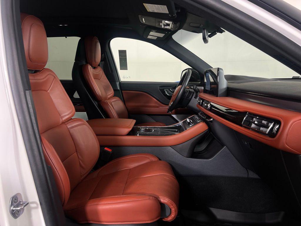 used 2025 Lincoln Aviator car, priced at $67,933