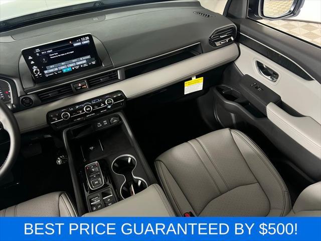 new 2025 Honda Pilot car, priced at $54,530