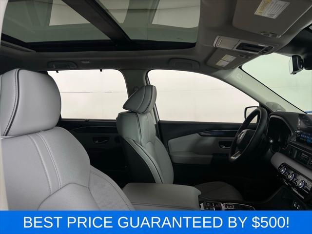 new 2025 Honda Pilot car, priced at $54,530