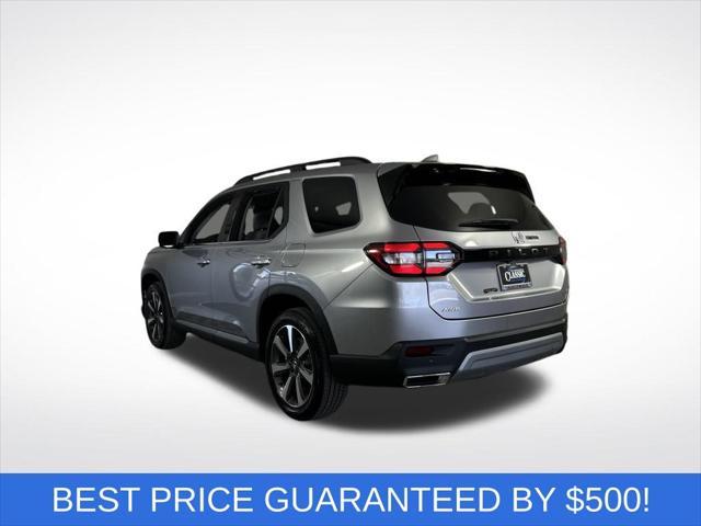 new 2025 Honda Pilot car, priced at $54,530