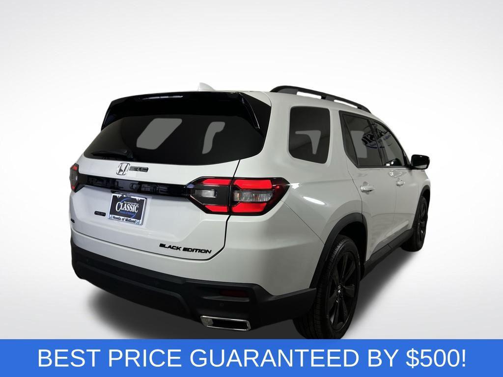 new 2025 Honda Pilot car, priced at $54,715