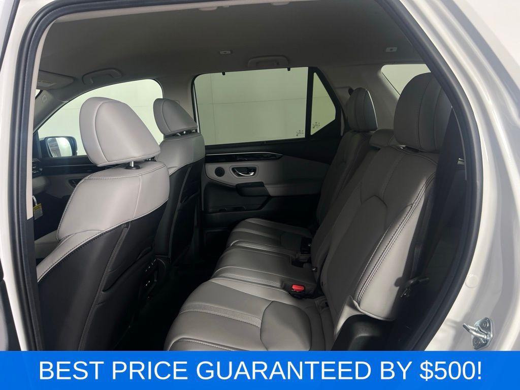 new 2025 Honda Pilot car, priced at $45,005