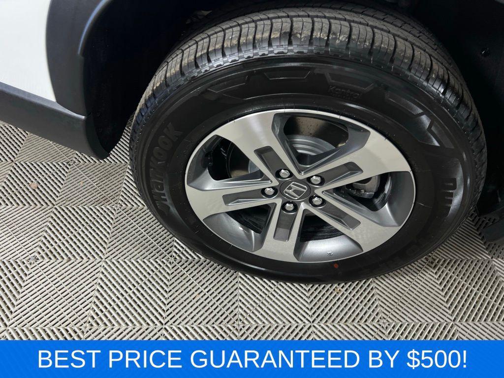 new 2025 Honda Pilot car, priced at $45,005
