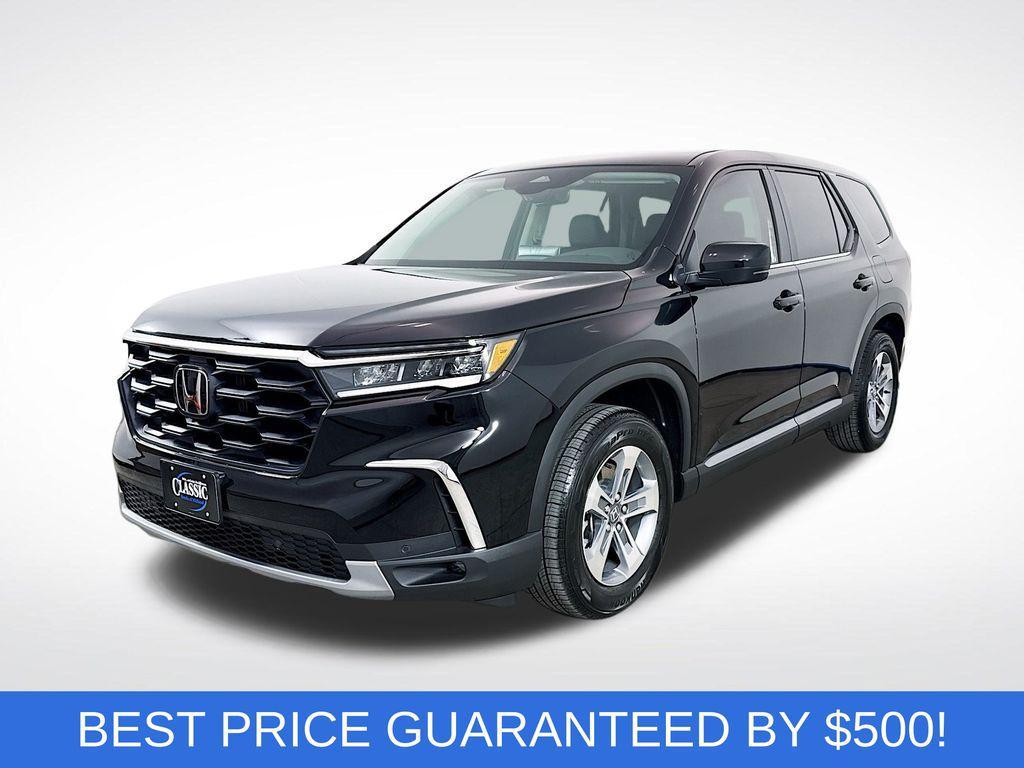 new 2025 Honda Pilot car, priced at $39,052