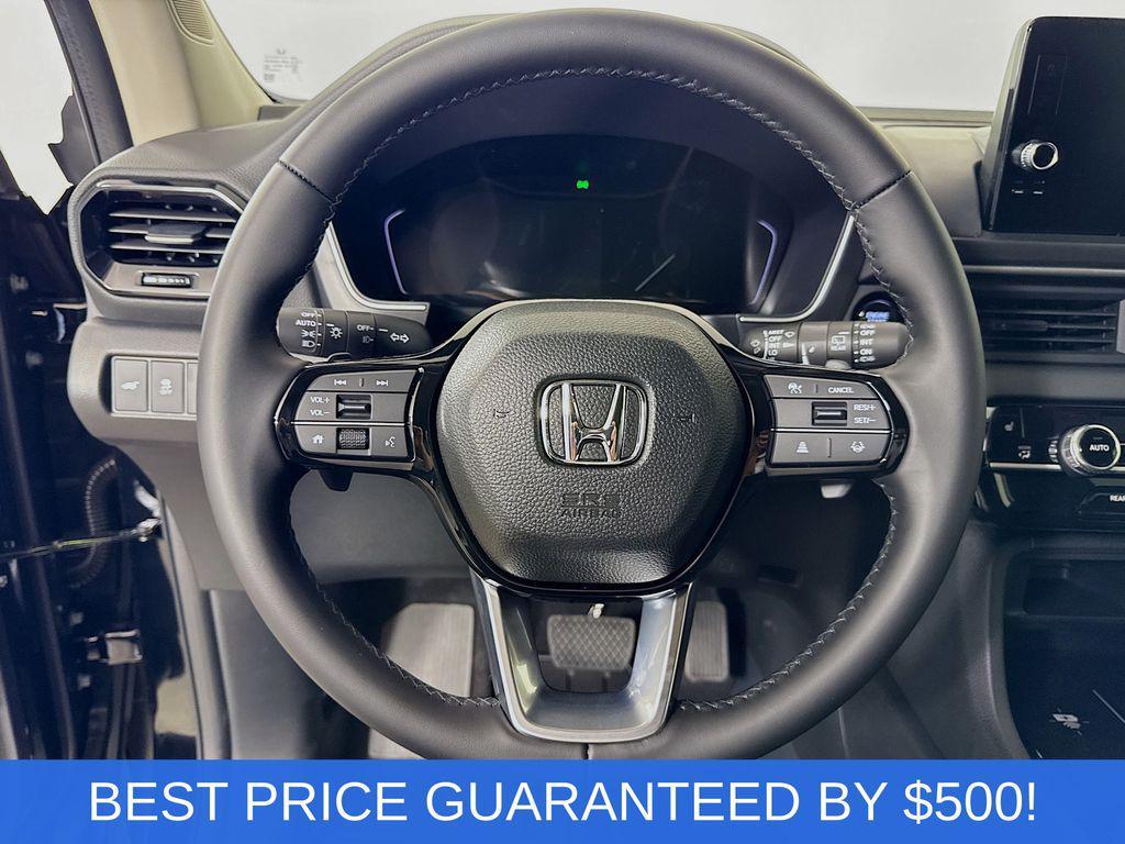 new 2025 Honda Pilot car, priced at $39,052