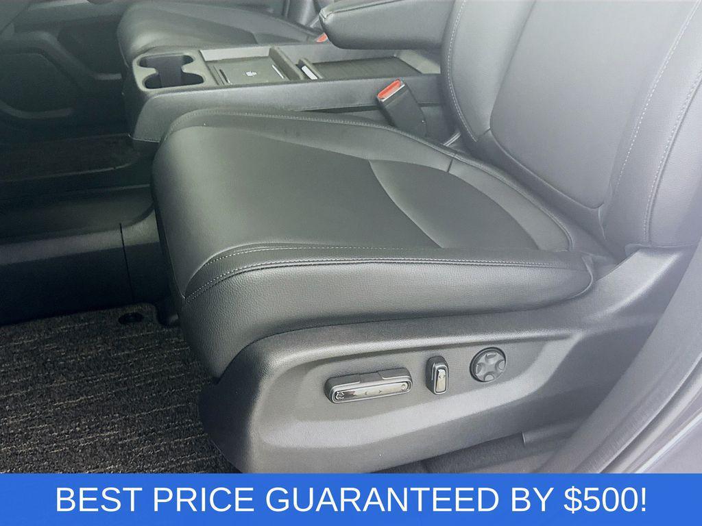 new 2026 Honda Odyssey car, priced at $41,635