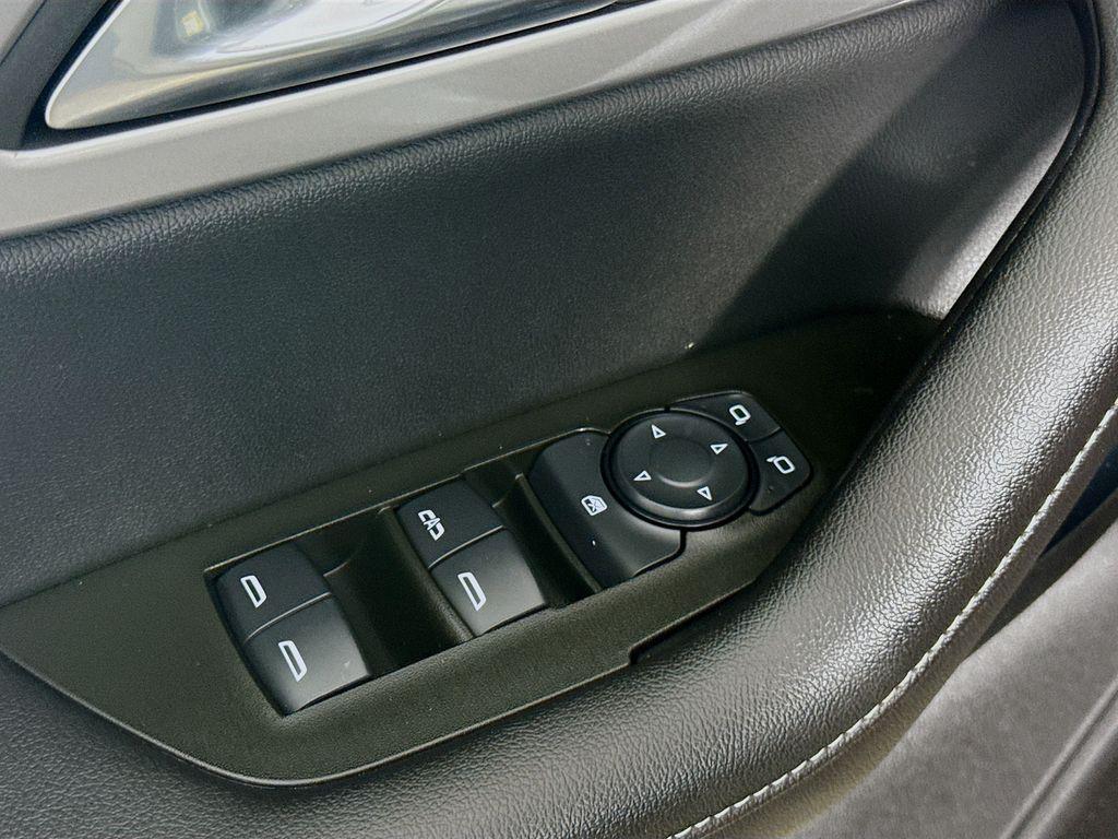 used 2023 Chevrolet Blazer car, priced at $25,879