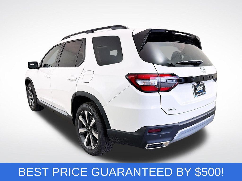 new 2025 Honda Pilot car, priced at $51,550