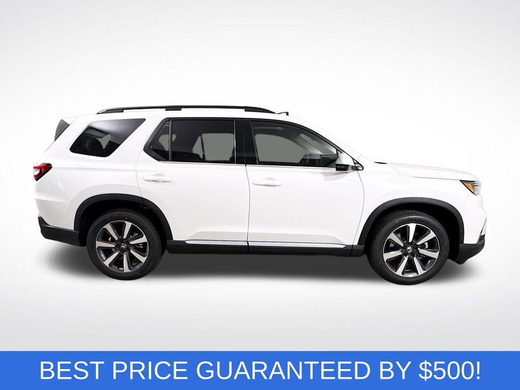 new 2025 Honda Pilot car, priced at $51,550