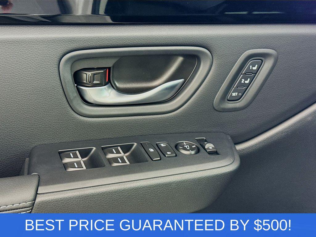 new 2025 Honda Pilot car, priced at $51,550