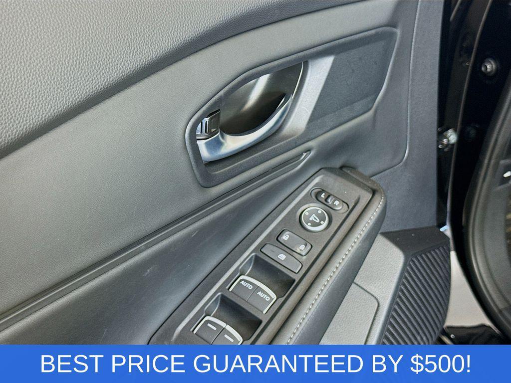 new 2025 Honda Accord Hybrid car, priced at $31,600