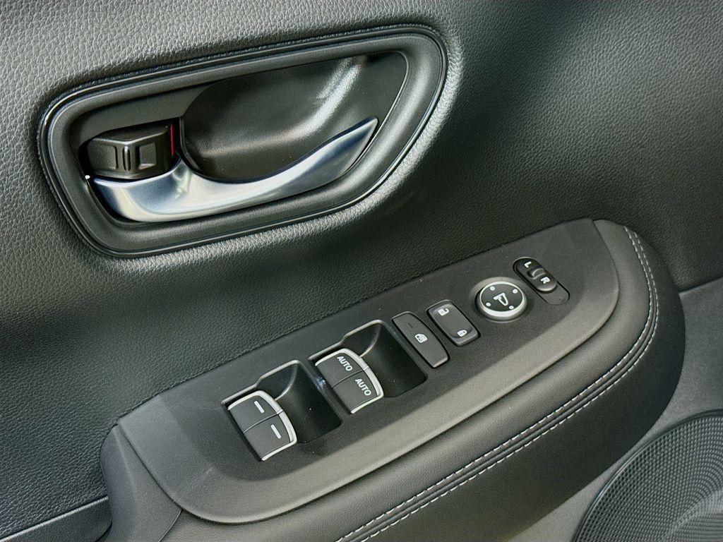 new 2026 Honda HR-V car, priced at $30,088