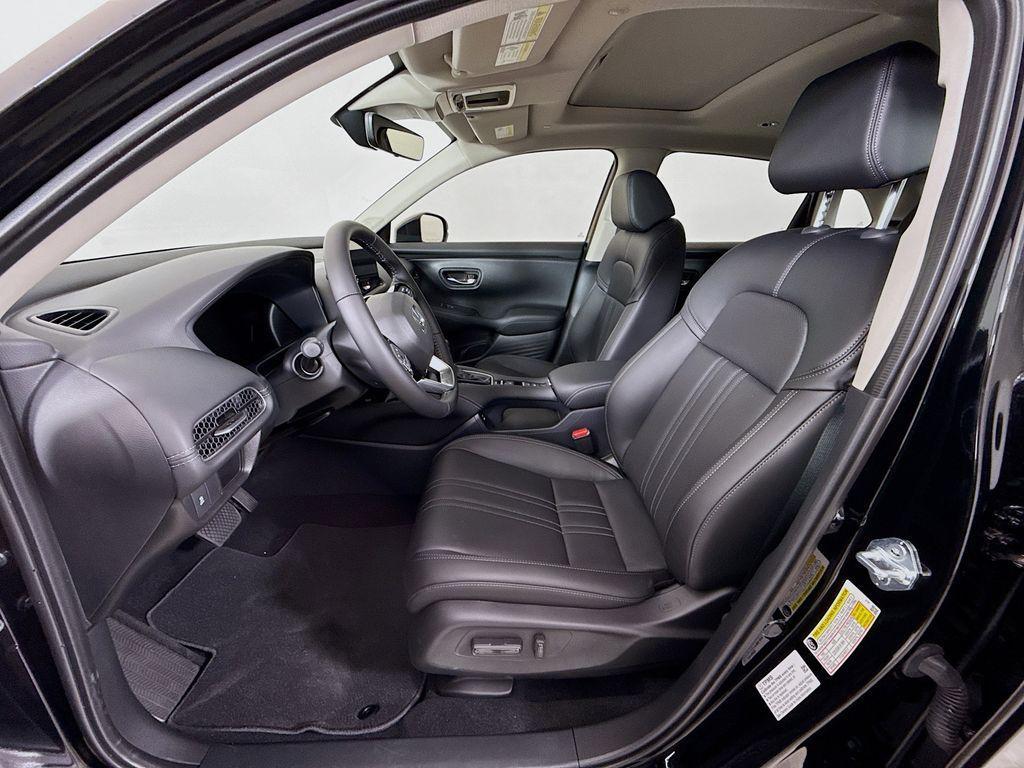 new 2026 Honda HR-V car, priced at $30,088