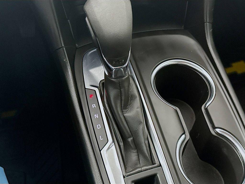 used 2022 Chevrolet Equinox car, priced at $17,947