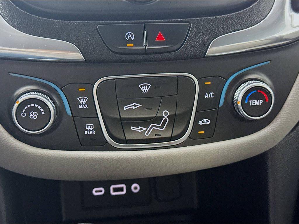used 2022 Chevrolet Equinox car, priced at $17,947
