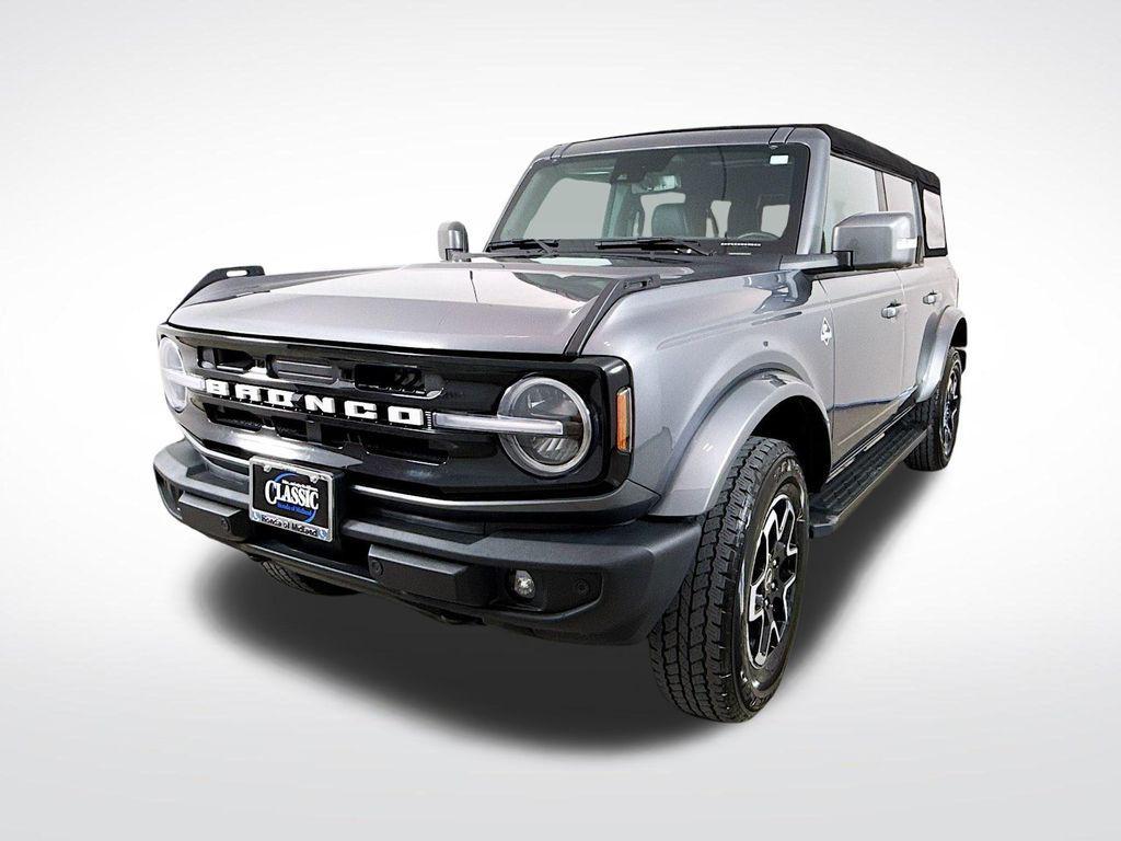 used 2024 Ford Bronco car, priced at $40,028