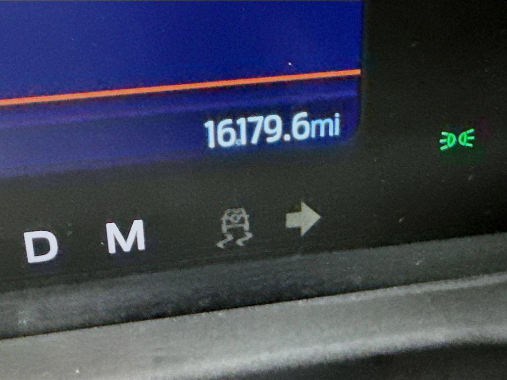 used 2024 Ford Bronco car, priced at $40,028