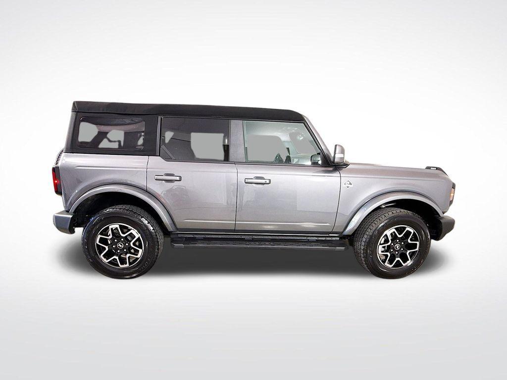 used 2024 Ford Bronco car, priced at $40,028
