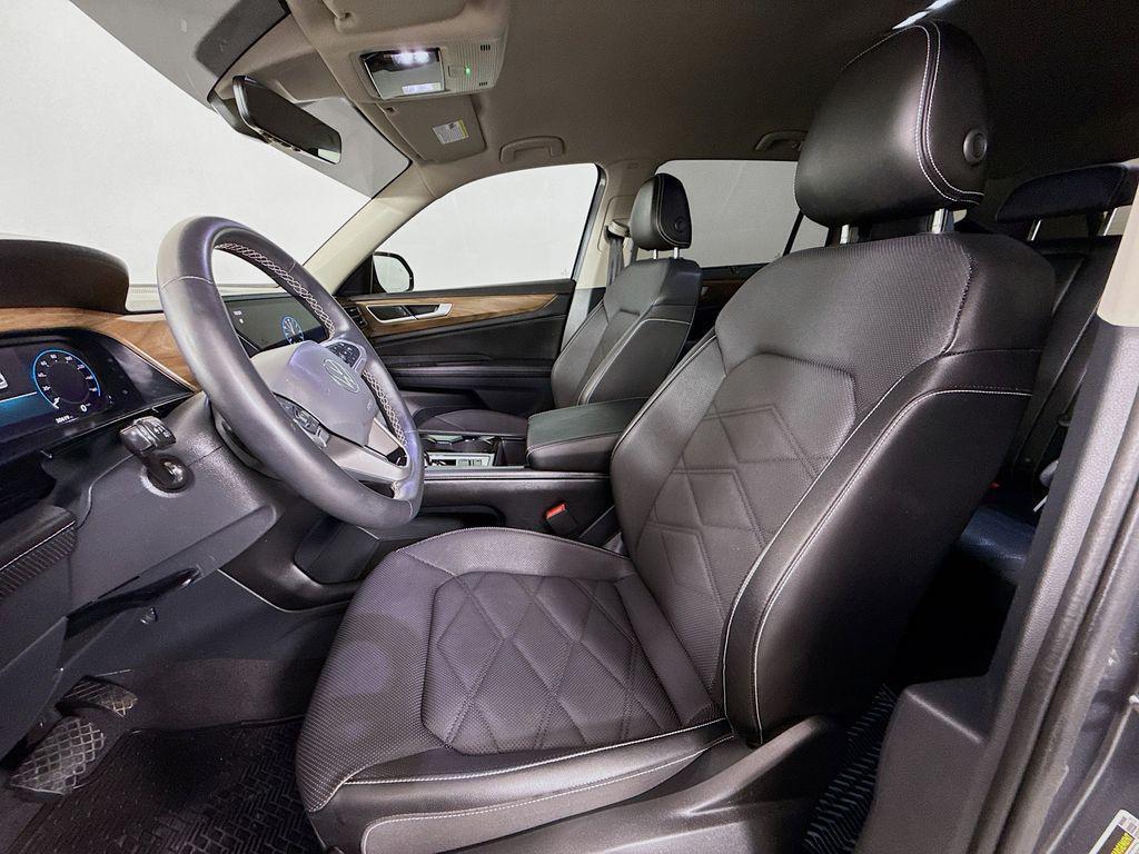 used 2024 Volkswagen Atlas car, priced at $31,222