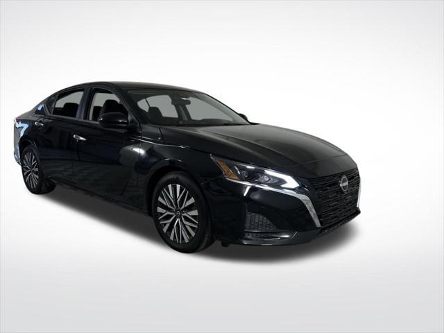 used 2023 Nissan Altima car, priced at $18,714