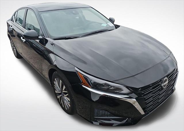 used 2023 Nissan Altima car, priced at $21,000