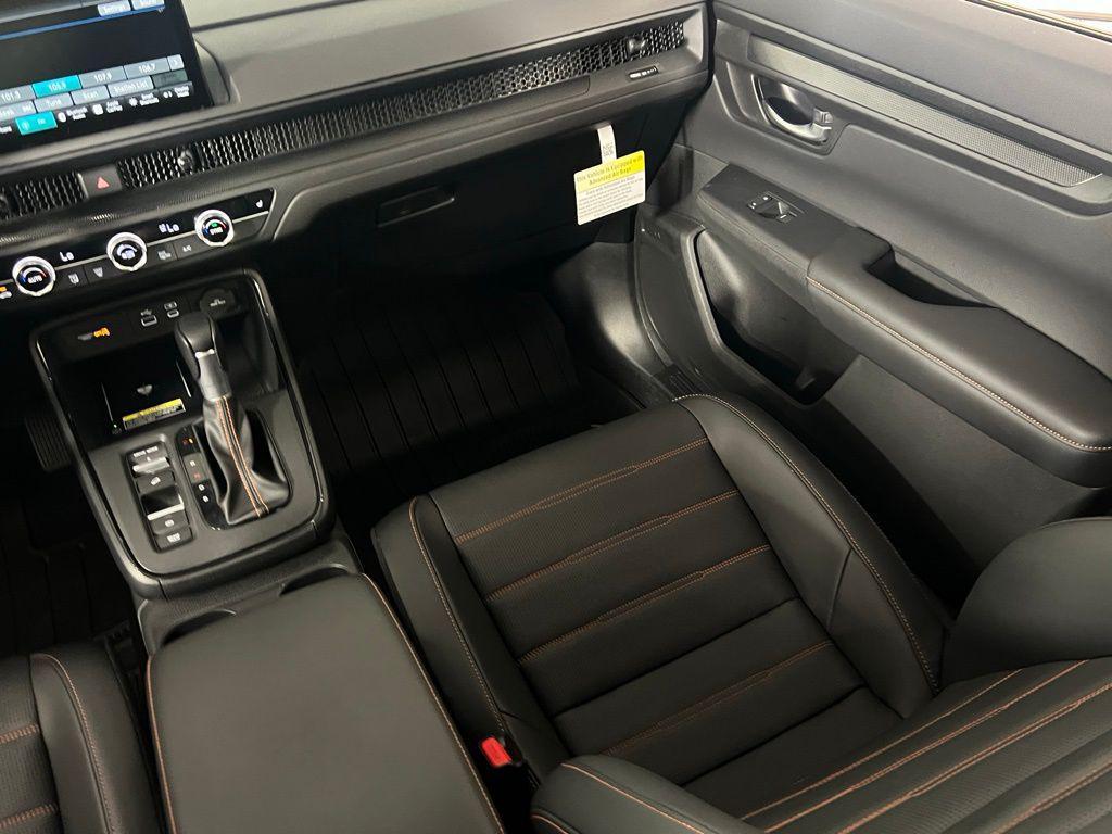 used 2024 Honda CR-V Hybrid car, priced at $35,913