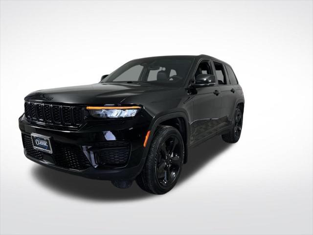 used 2024 Jeep Grand Cherokee car, priced at $33,304