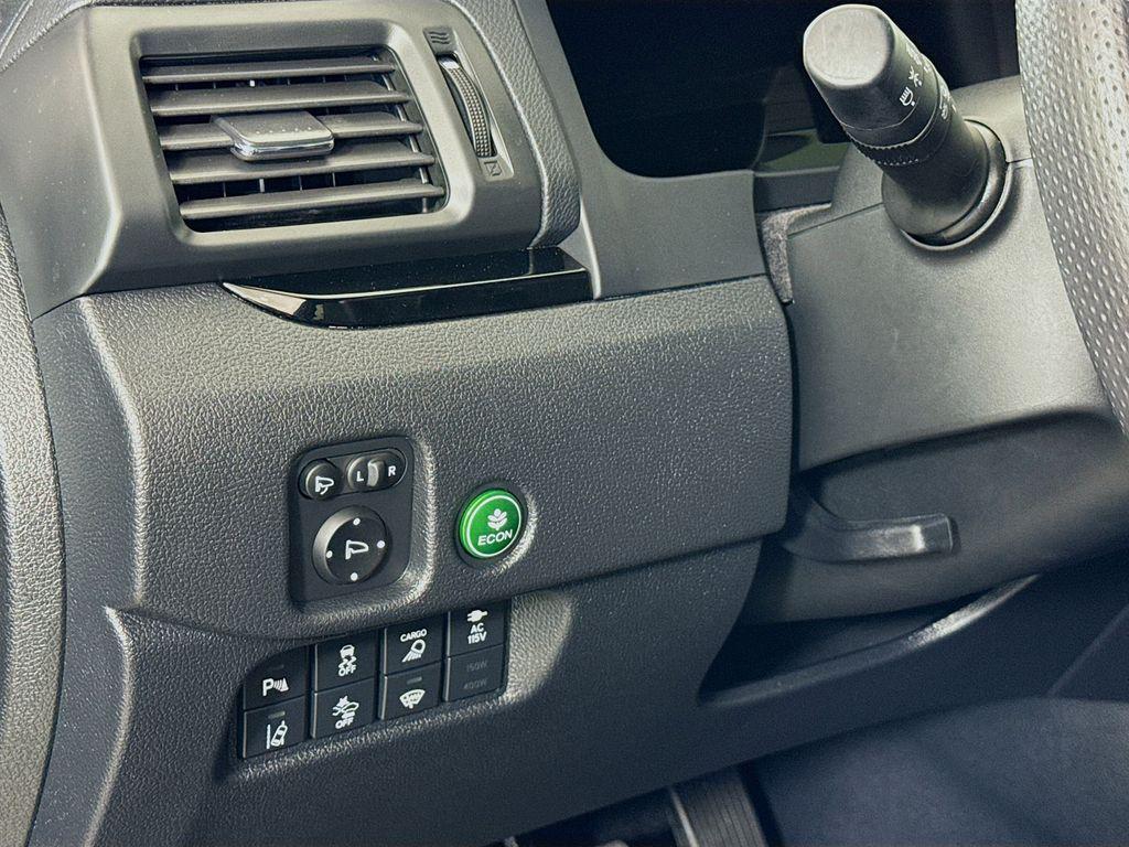 used 2025 Honda Ridgeline car, priced at $39,902