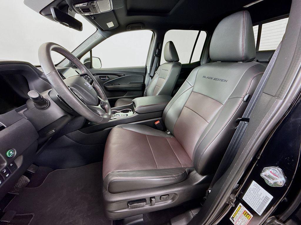 used 2025 Honda Ridgeline car, priced at $39,902