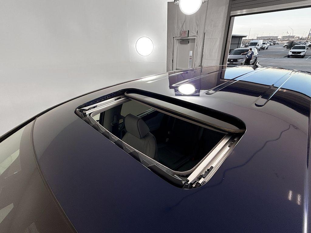 used 2024 Honda Odyssey car, priced at $42,864