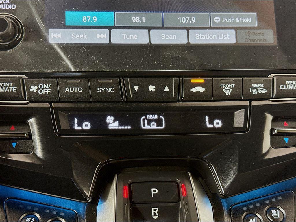 used 2024 Honda Odyssey car, priced at $42,864