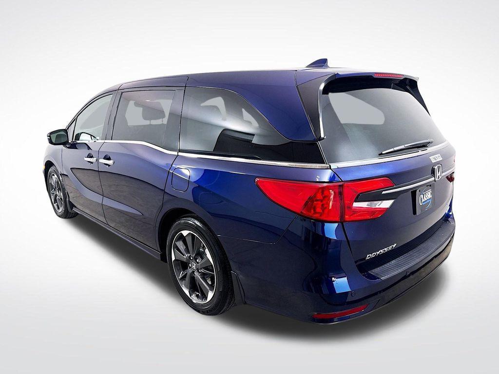 used 2024 Honda Odyssey car, priced at $42,864