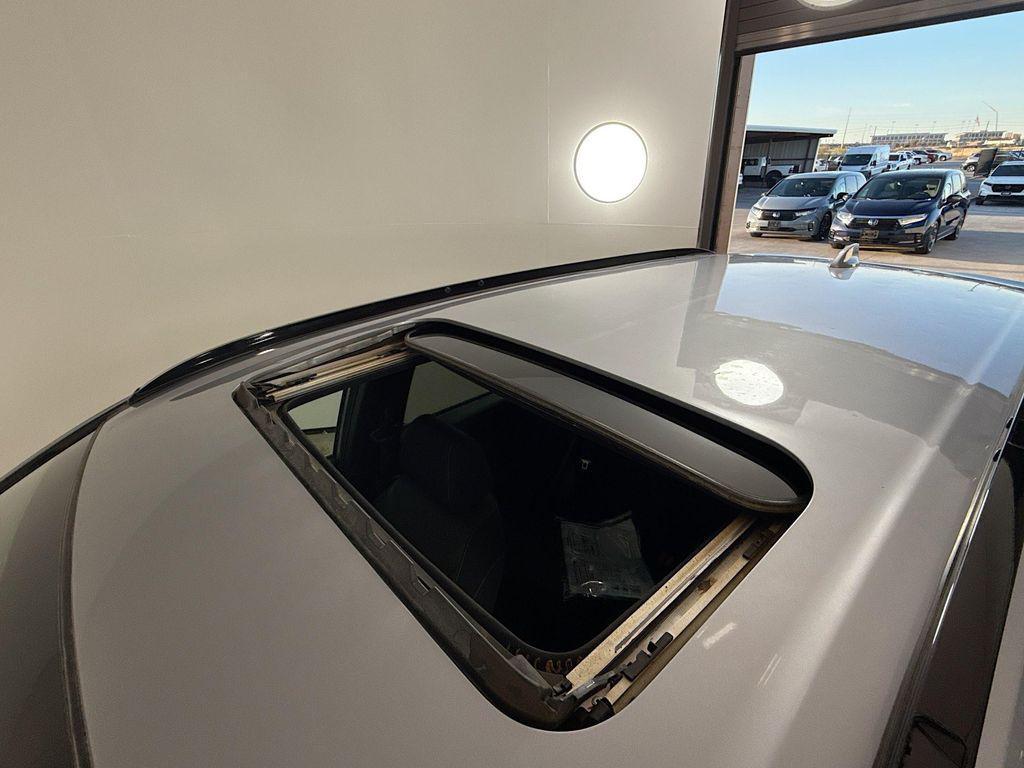 used 2023 Honda CR-V Hybrid car, priced at $25,687