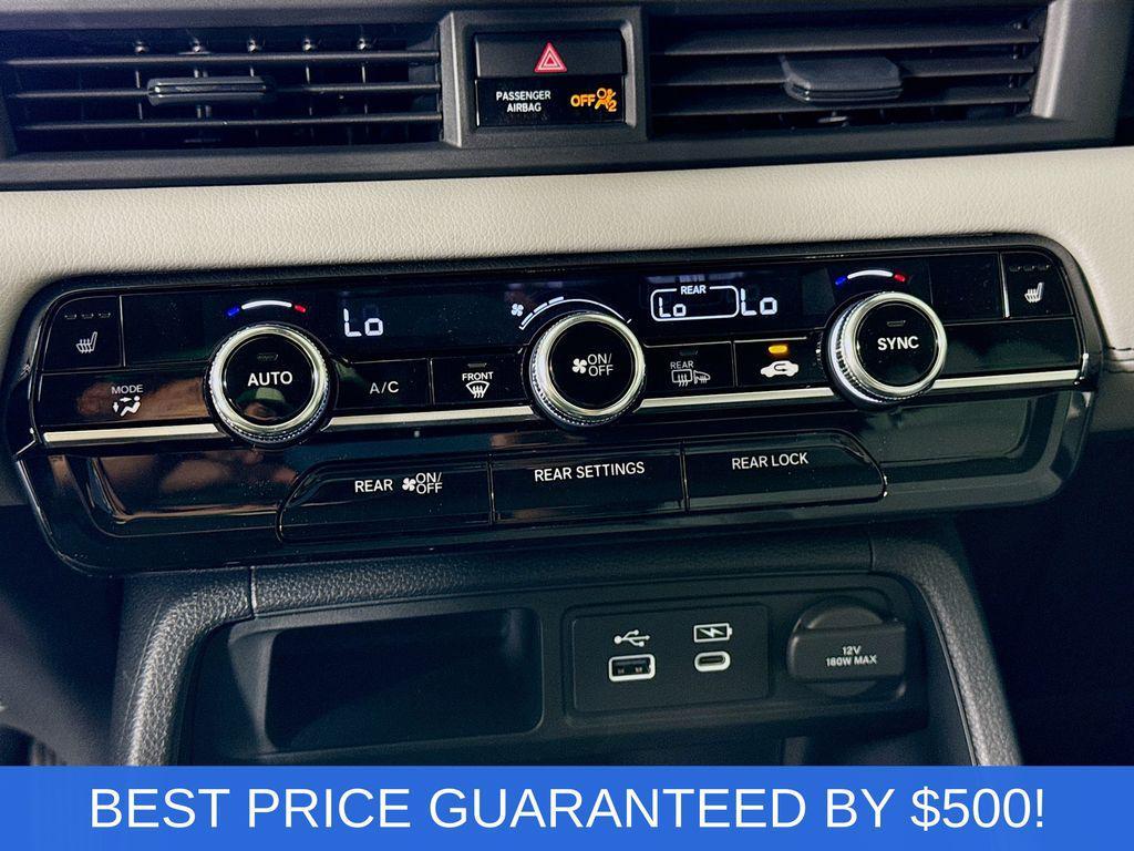 new 2025 Honda Pilot car, priced at $42,200