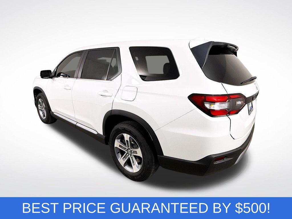 new 2025 Honda Pilot car, priced at $42,200