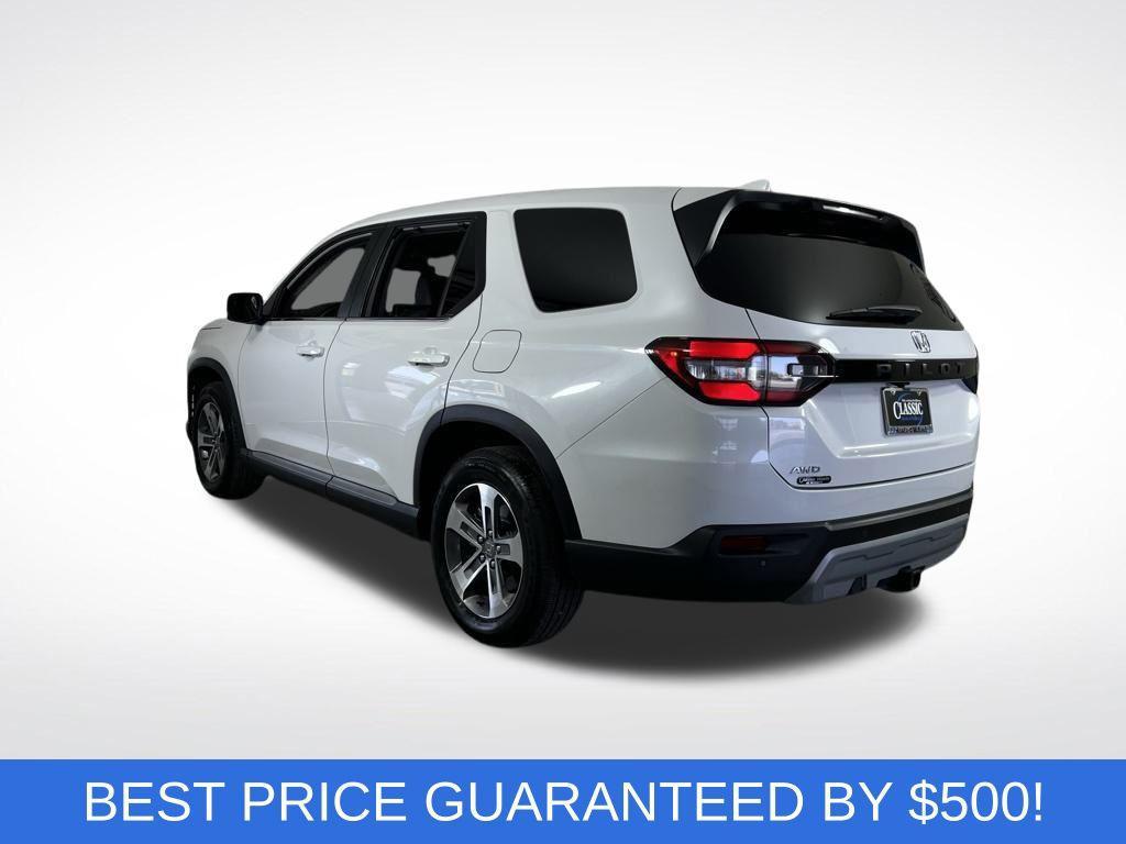 new 2025 Honda Pilot car, priced at $45,005
