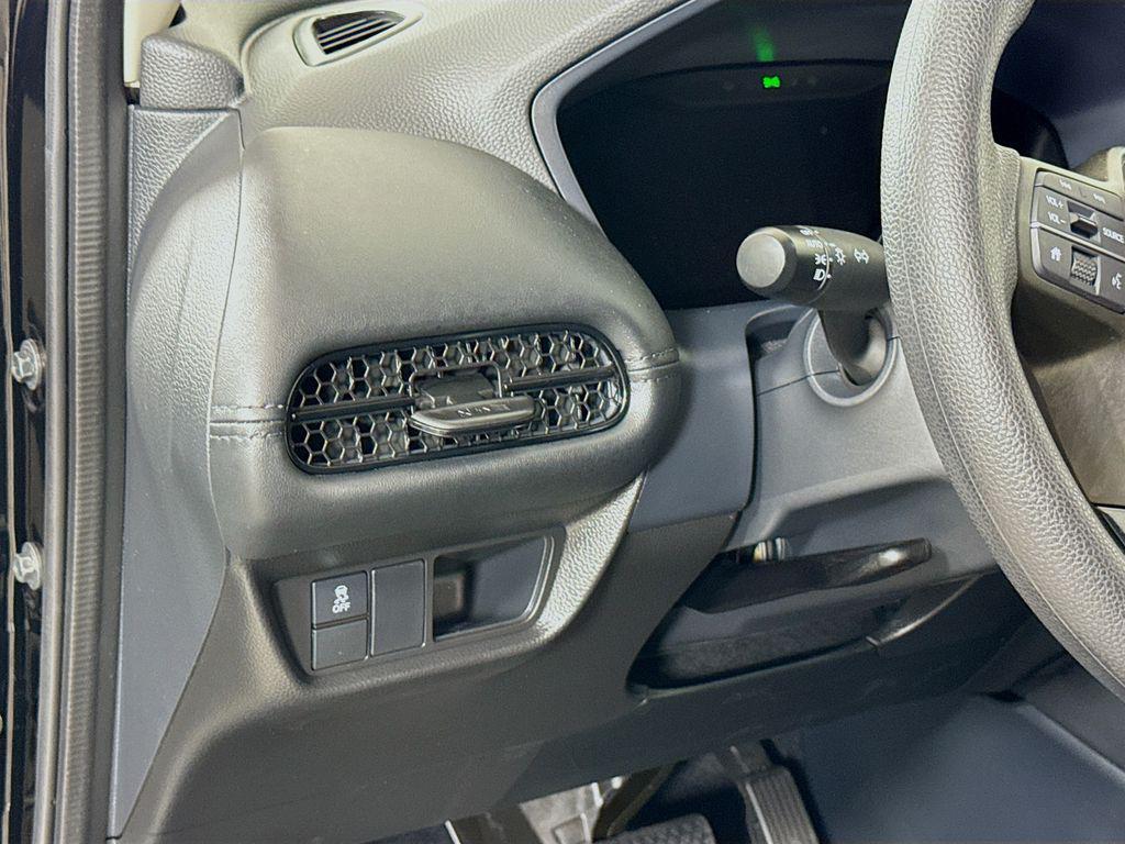 used 2025 Honda HR-V car, priced at $24,216