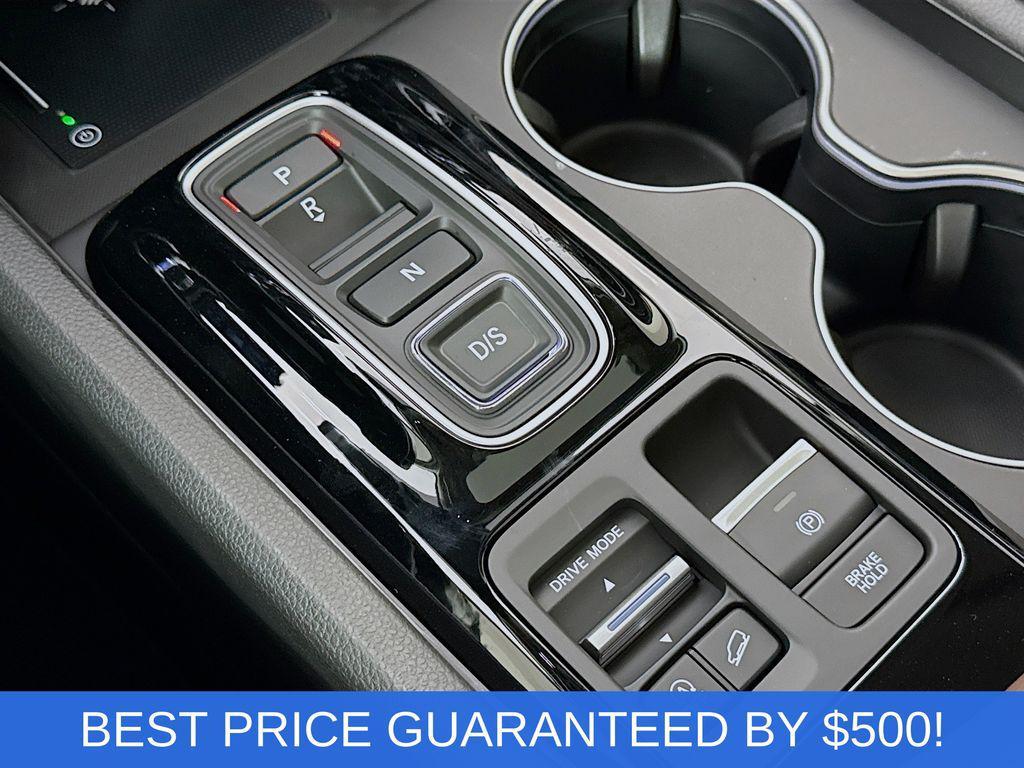 new 2025 Honda Pilot car, priced at $51,780