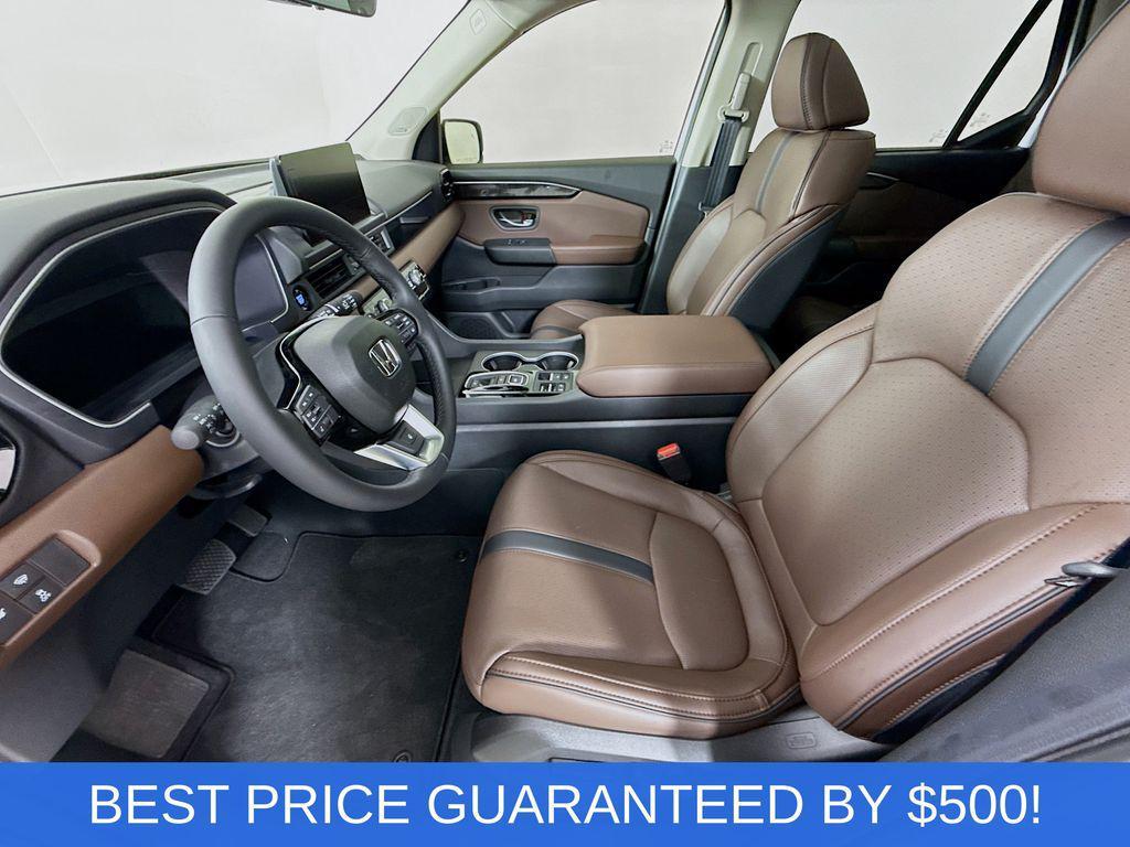 new 2025 Honda Pilot car, priced at $51,780