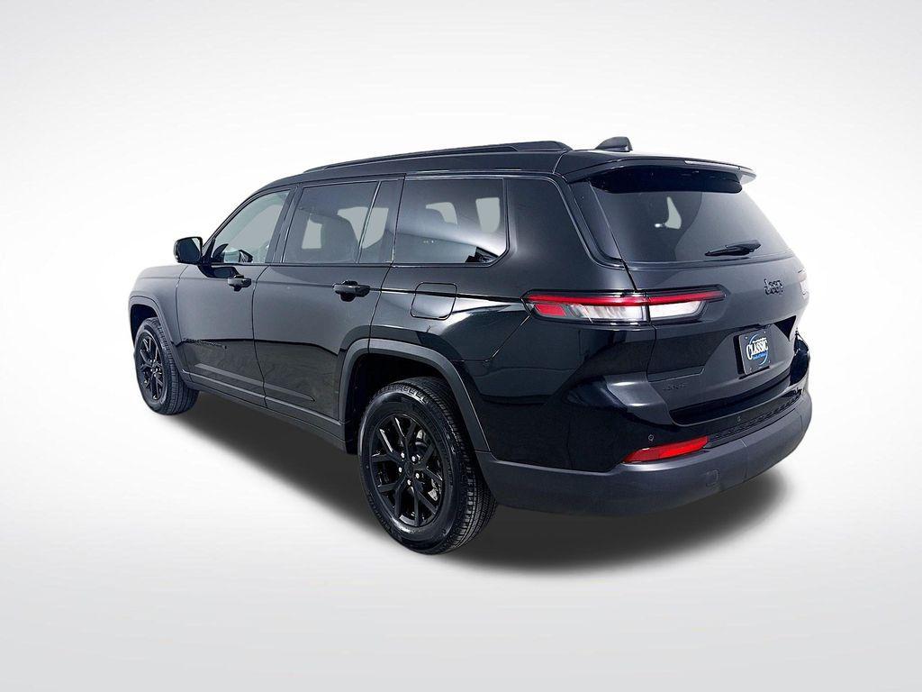 used 2024 Jeep Grand Cherokee L car, priced at $33,319