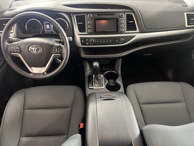 used 2019 Toyota Highlander car, priced at $25,700