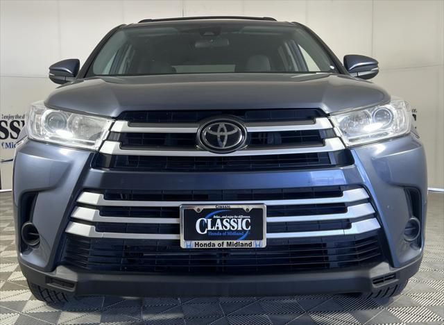 used 2019 Toyota Highlander car, priced at $25,700