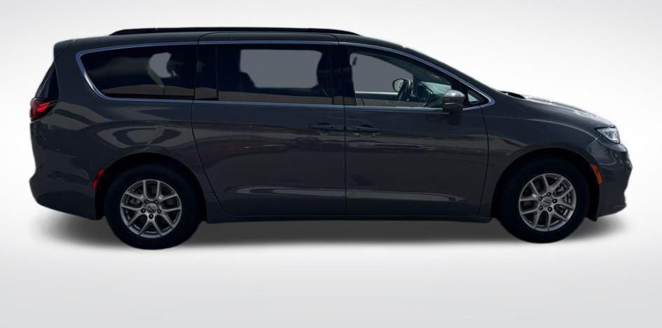 used 2022 Chrysler Pacifica car, priced at $24,000