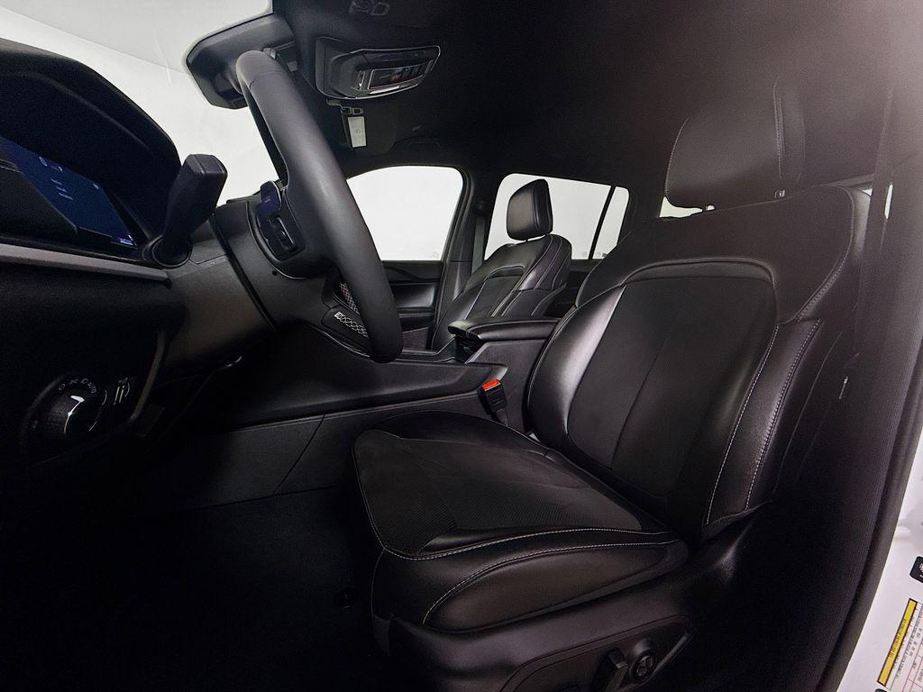 used 2024 Jeep Grand Cherokee L car, priced at $32,213