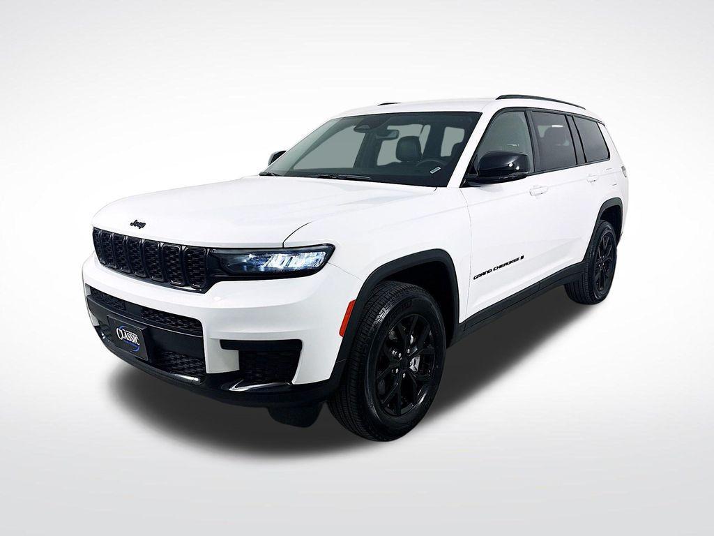 used 2024 Jeep Grand Cherokee L car, priced at $32,213