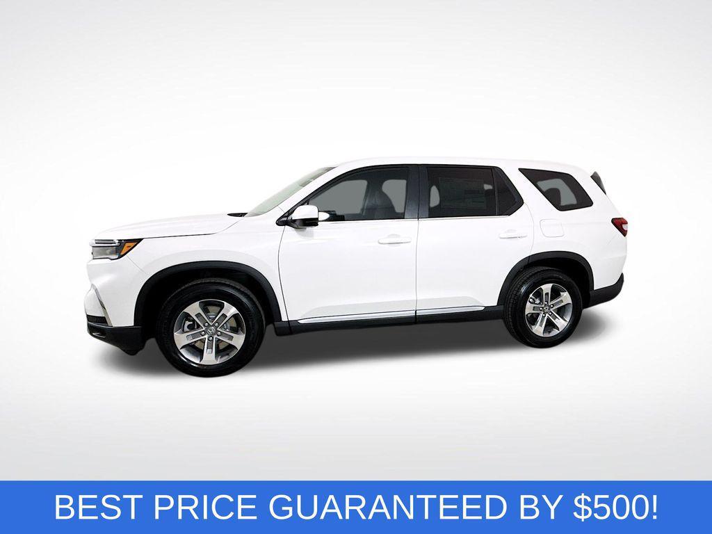 new 2025 Honda Pilot car, priced at $38,978