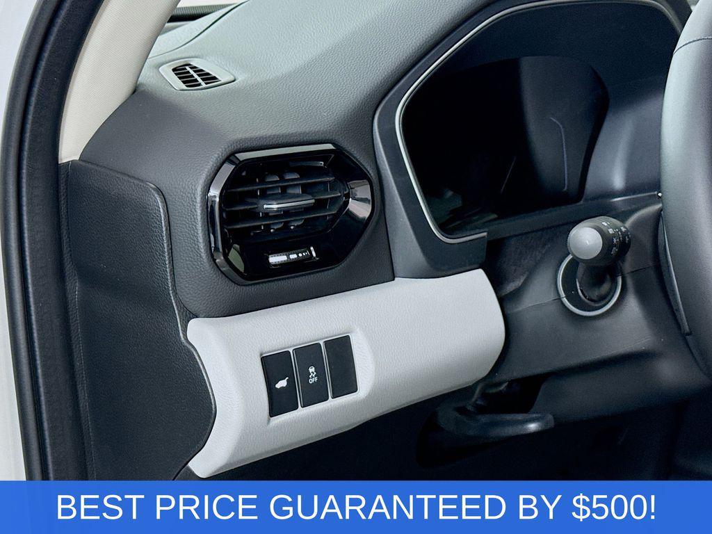 new 2025 Honda Pilot car, priced at $38,978