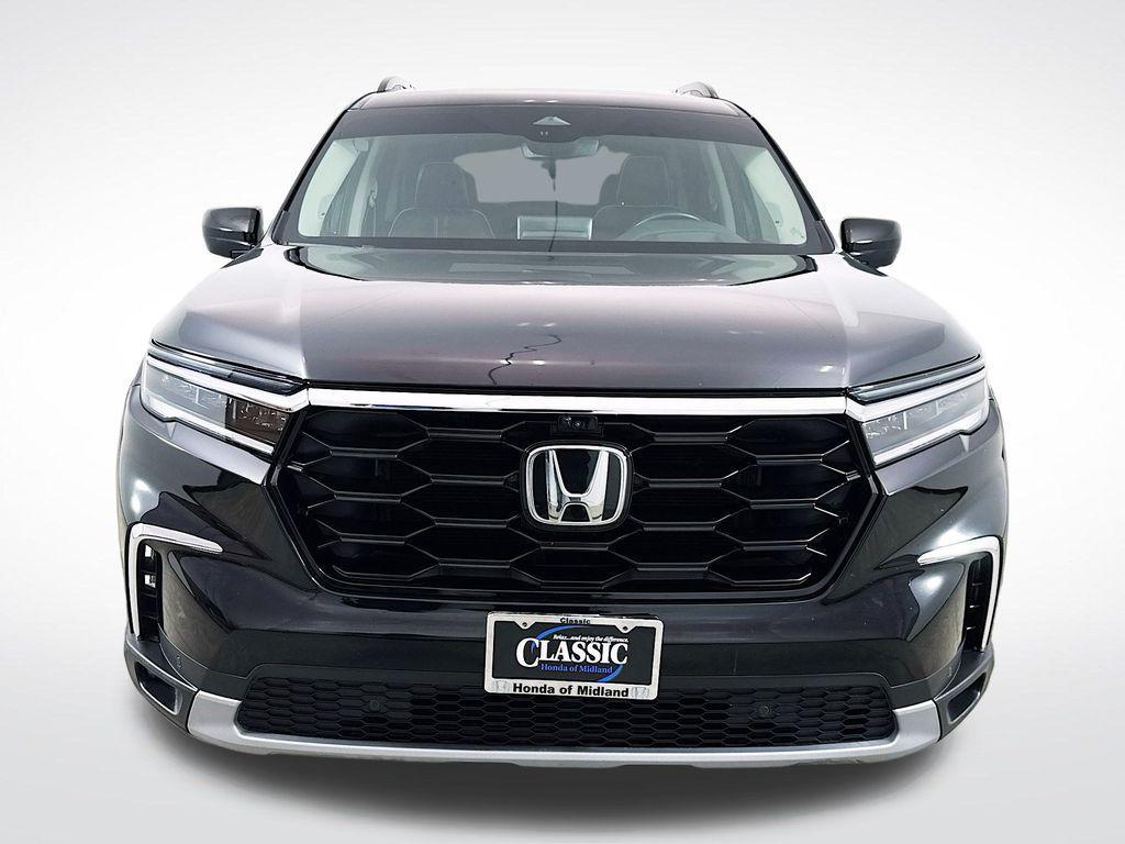 used 2024 Honda Pilot car, priced at $41,199